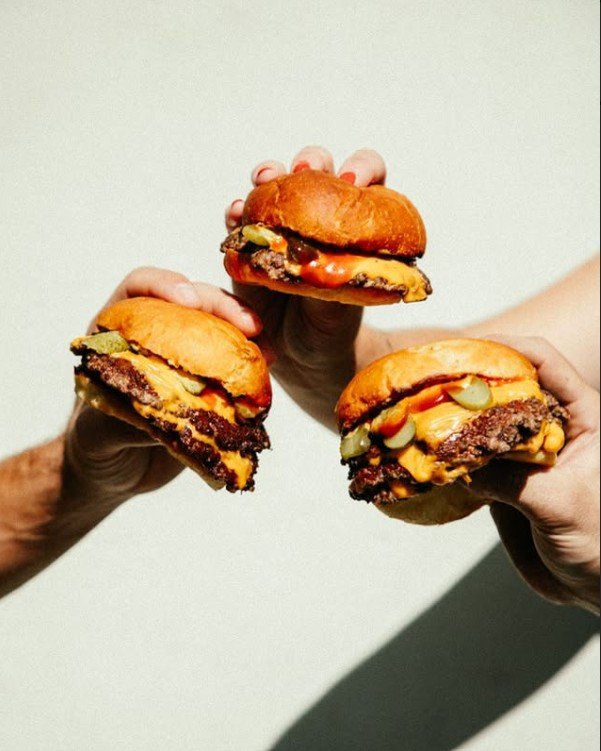 Smash burger maison avec bacon